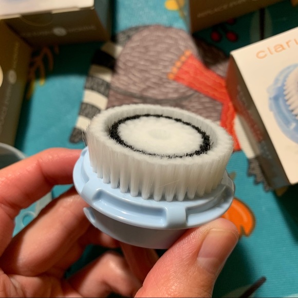π 2pk Clarisonic DELICATE skin brush replacement - Picture 15 of 16